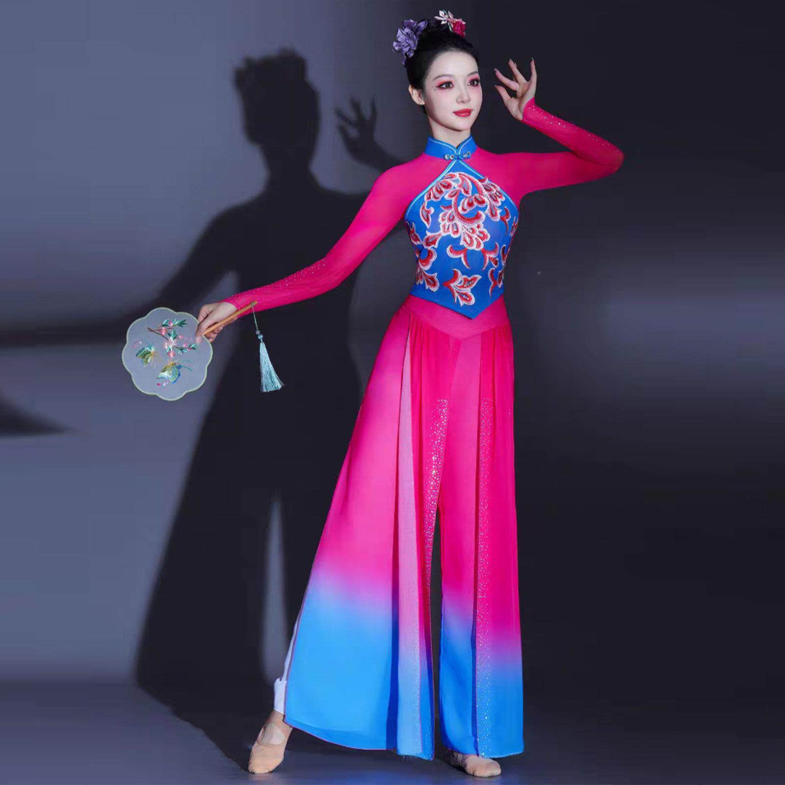 舞蹈服前十品牌(舞蹈服的品牌)-第2张图片