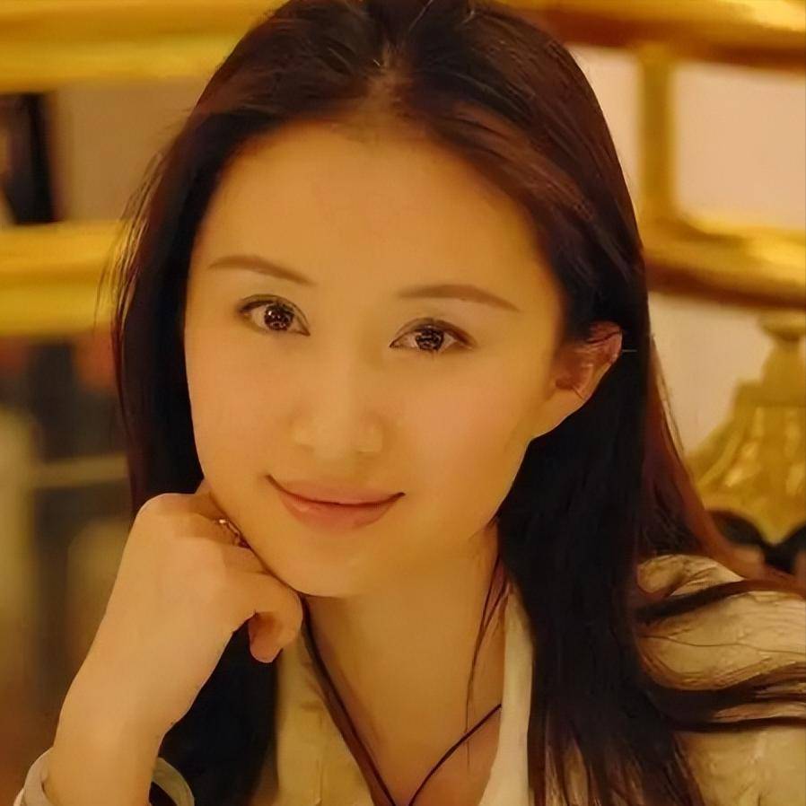 【中国一线女明星排名,中国所有一线女明星】-第1张图片